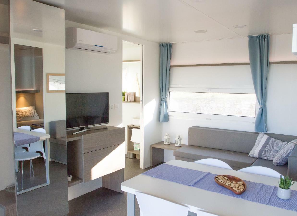 Adrijela Mobile Home Jezera Luaran gambar